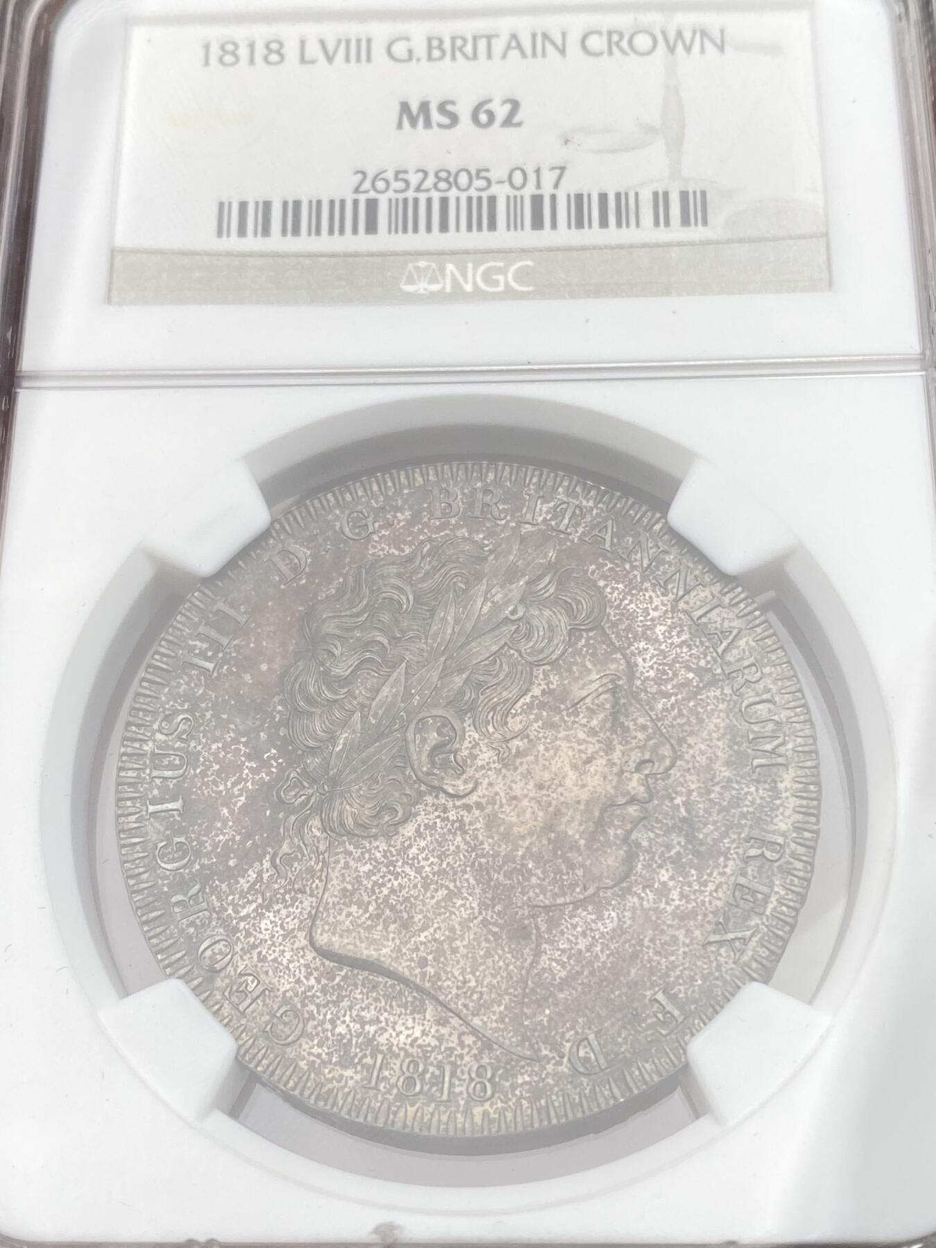 万国钱币拍卖第055期 NGC MS62 1818年英国乔治三世马剑克朗大银 英国马剑系列首年开山之作 醇厚酱彩包浆 典藏级品质 价格表现非常强劲的品种