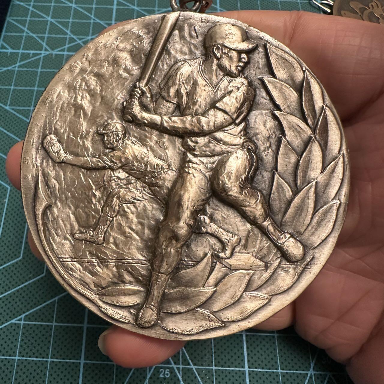 蒂克钱币-第48场日本章牌专场 日本 棒球大会 纪念章 74mm 254g