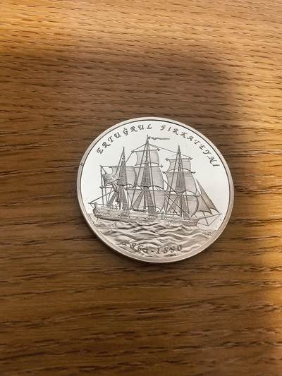 长老汇蛇年精选第七十五场拍卖 - 2010土耳其奥斯曼护卫舰埃尔图鲁尔50新里拉精制银币，23.33克925银，2.3万枚