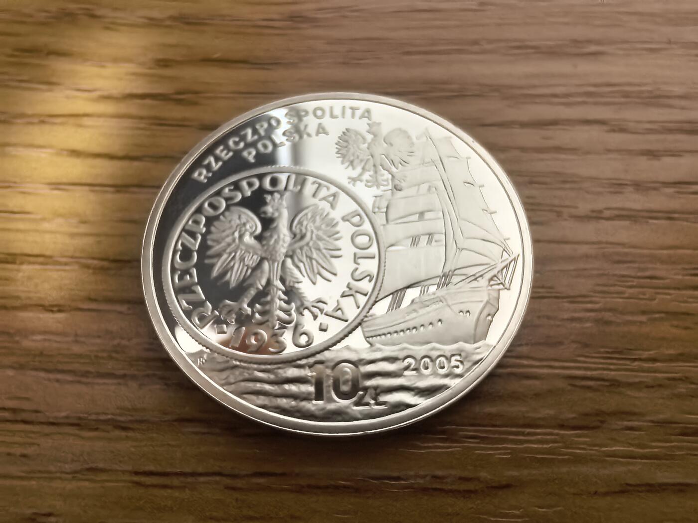 长老汇蛇年精选第七十五场拍卖 2005波兰帆船10兹罗提精制银币，币中币，14.14克925银（2）