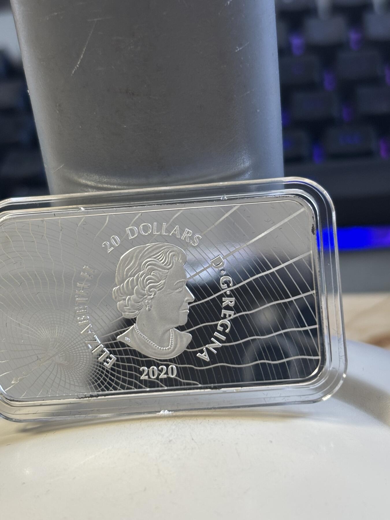 第182期拍卖 加拿大2020年UFO克拉伦维尔事件夜光纪念银币，9999银，31.56克发行5000枚