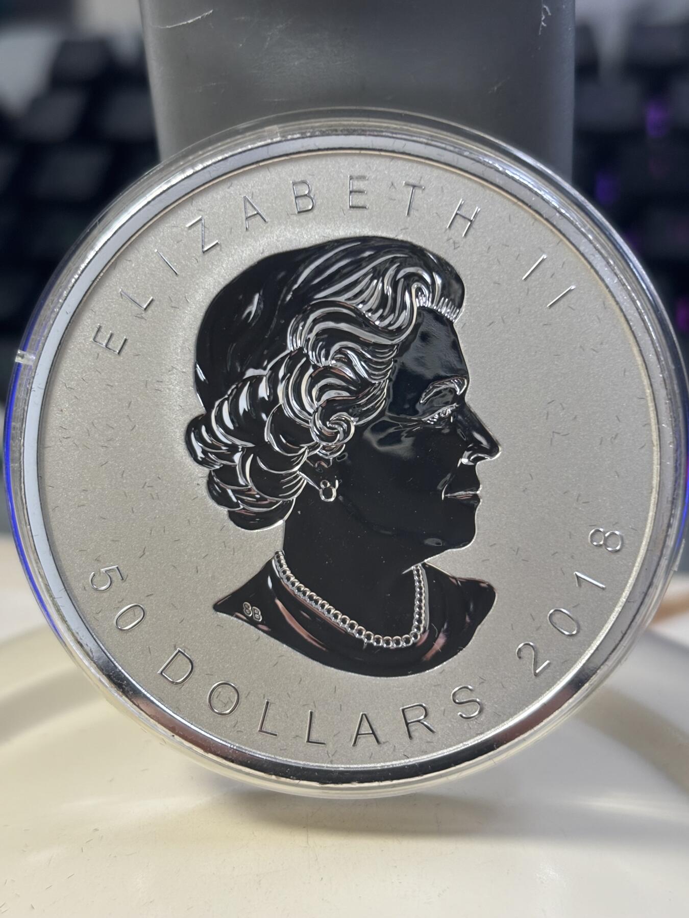 第182期拍卖 加拿大2018年枫叶发行30周年3盎司精制纪念银币，3盎司，9999银，