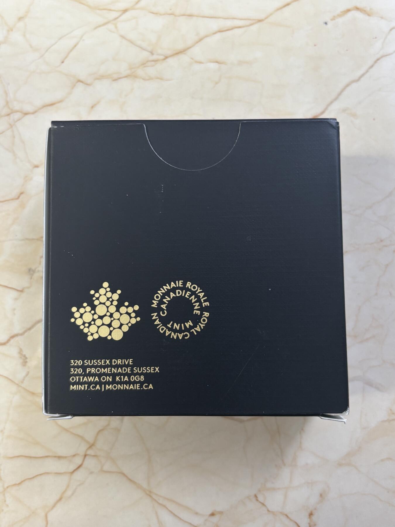 第182期拍卖 加拿大2022年超高浮雕动物系列森林狼1盎司银币，9999银，发行5000枚