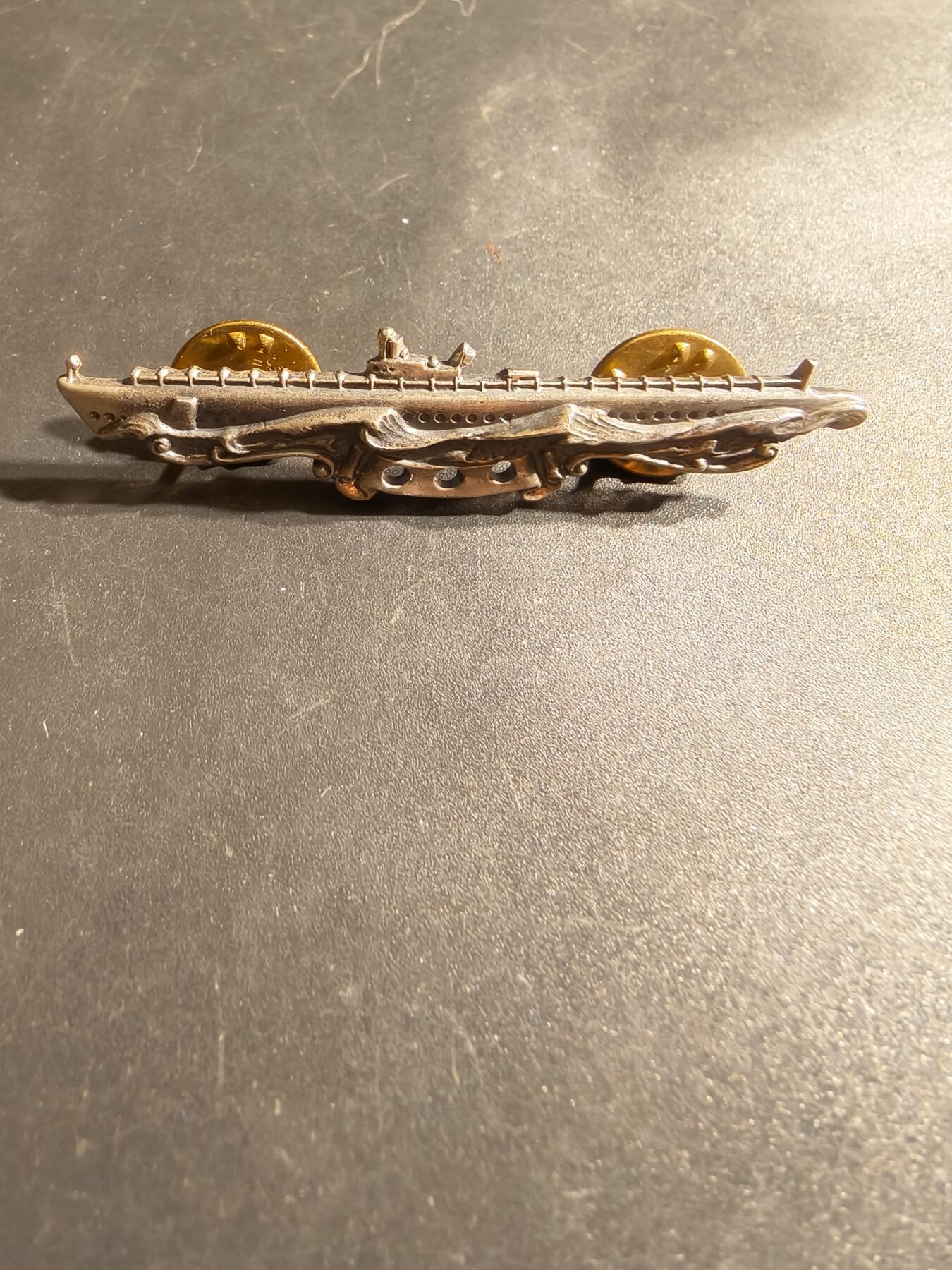 老王徽章第164期  美国海军潜艇战斗巡逻证章      925银     2.25英寸