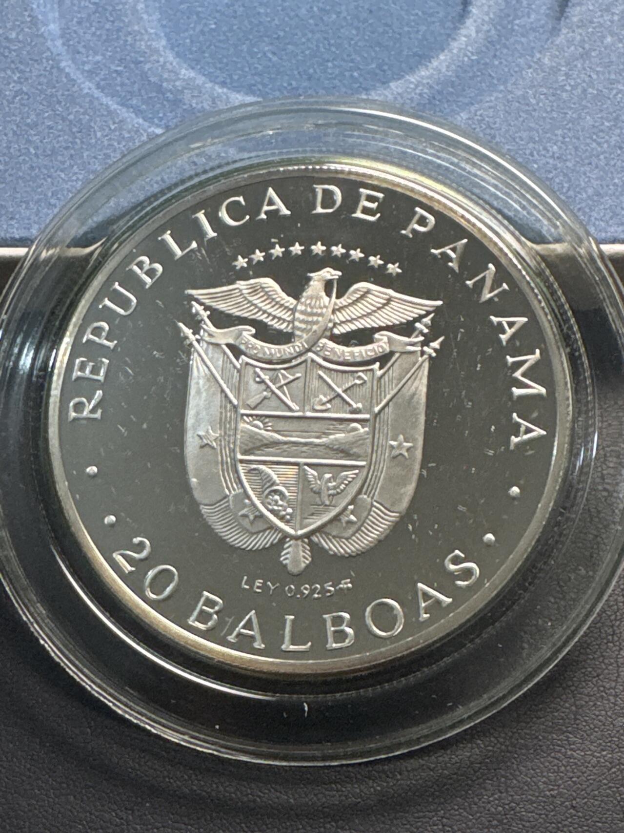 ❤️【币观天下】❤️ 第331期钱币拍卖- 2025.11.21周五晚上6点半场-长期征集拍品 巴拿马1973年英雄西蒙德·玻利瓦尔 20巴波亚大银币129.59克61毫米