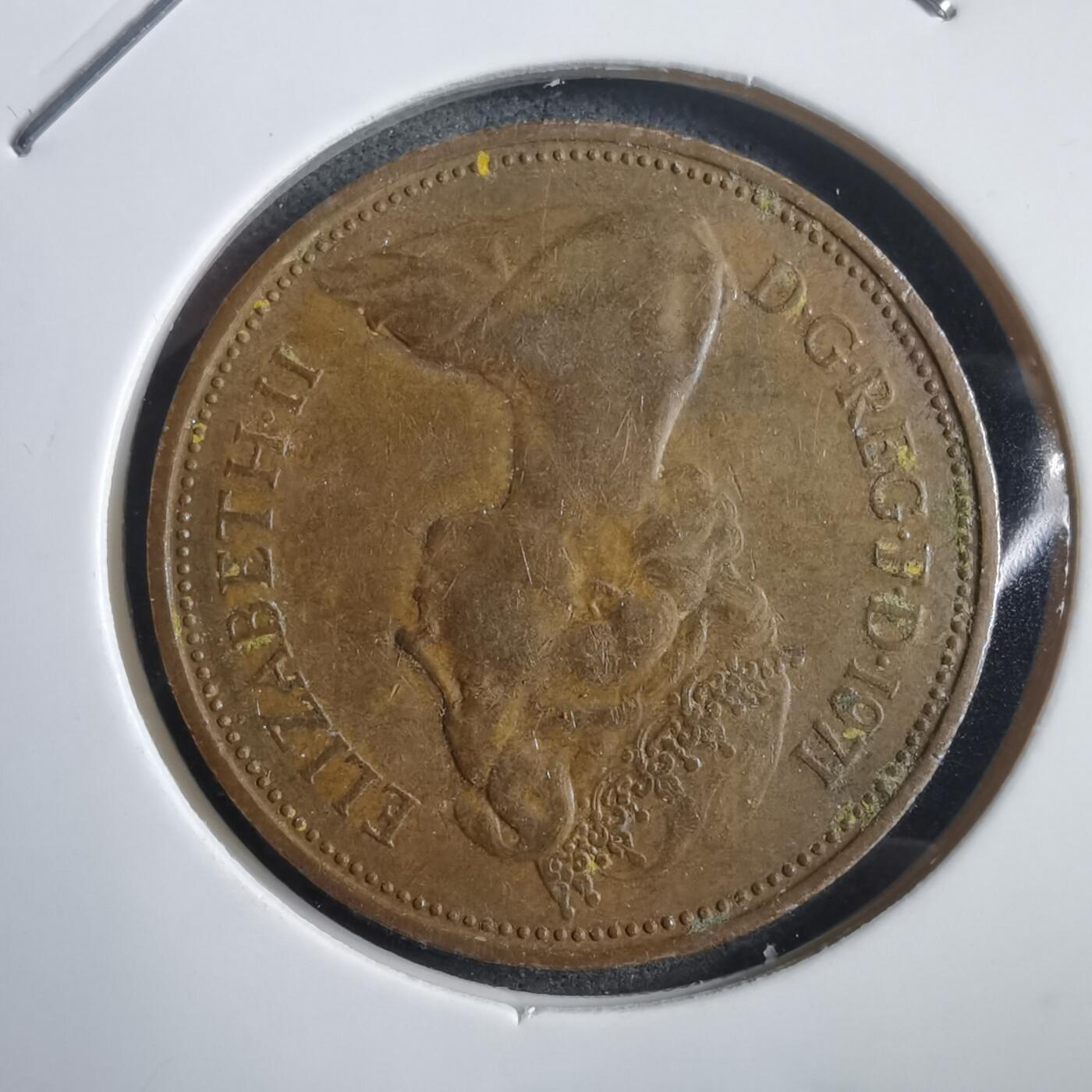 沼泽如烟--第908场 英国1972年2便士