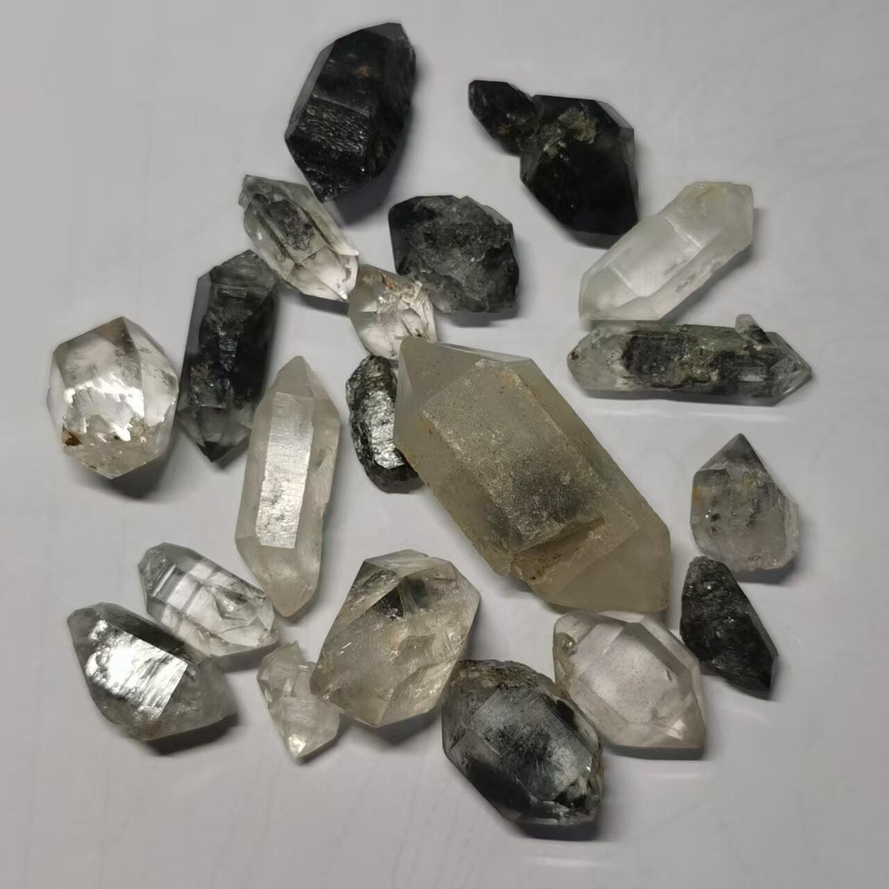 七河·世界钱币杂件水晶矿标小拍（总第28期）