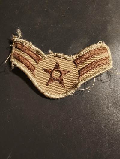 老王徽章第164期 -  美国空军士兵军衔臂章