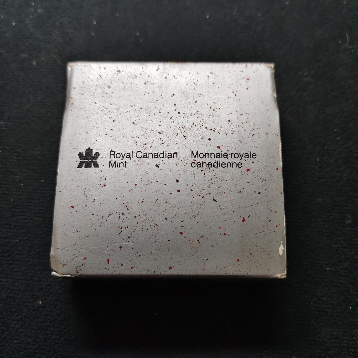 【全场包邮】纯粹捡漏拍479场（免费代拍第16场） 加拿大1994年1元1美元最后一次加拿大皇家骑警雪橇狗巡逻（36毫米25.18克）精制纪念银币-盒证全