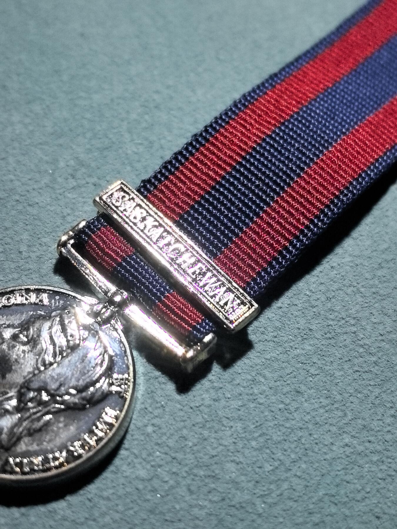 盛世勋华——号角文化勋章邮票专场拍卖第288期 英国西北加拿大奖章迷你章 带Saskatchewan铭条 极为少见的品种