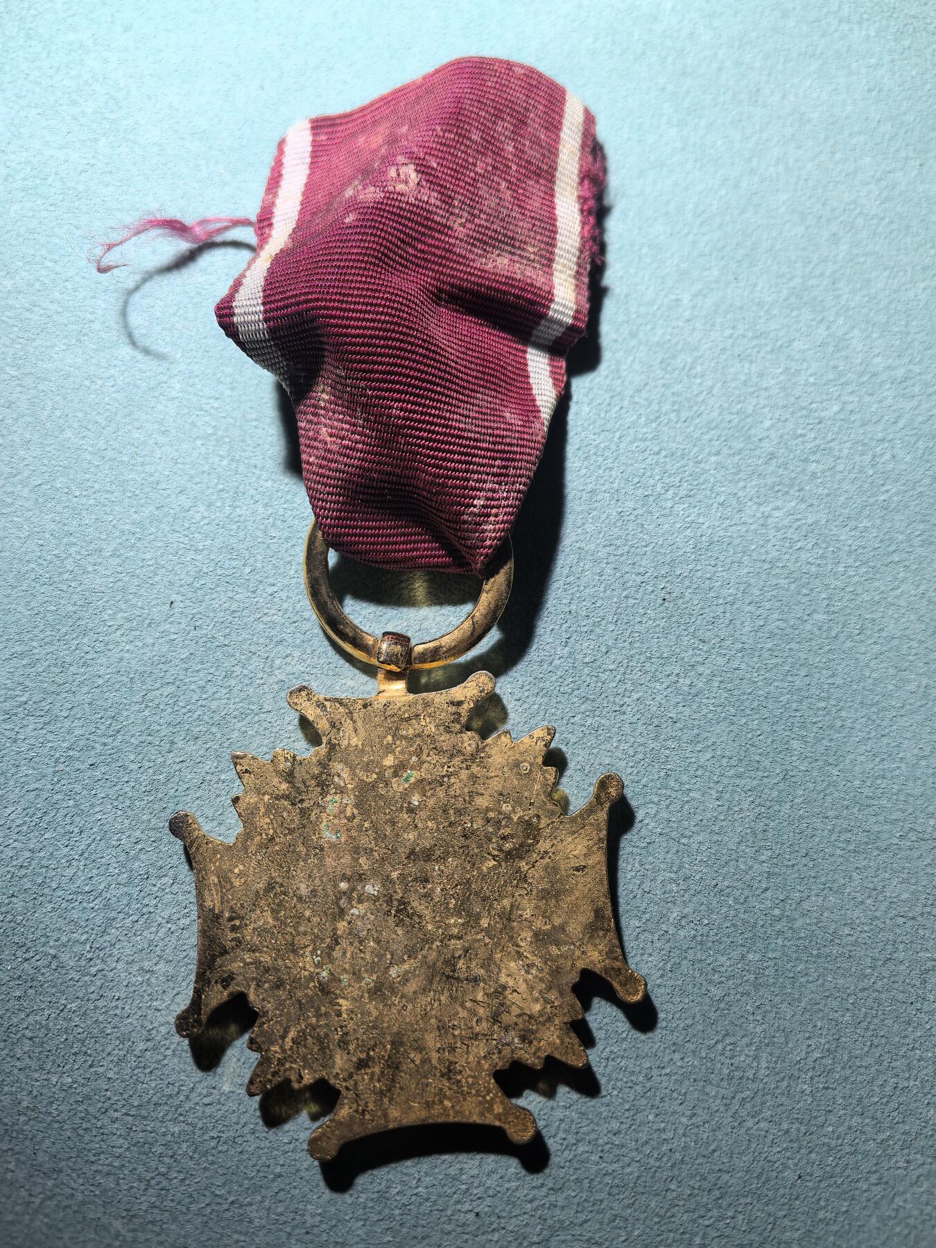 盛世勋华——号角文化勋章邮票专场拍卖第288期 波兰（社会主义）金级功勋十字勋章 