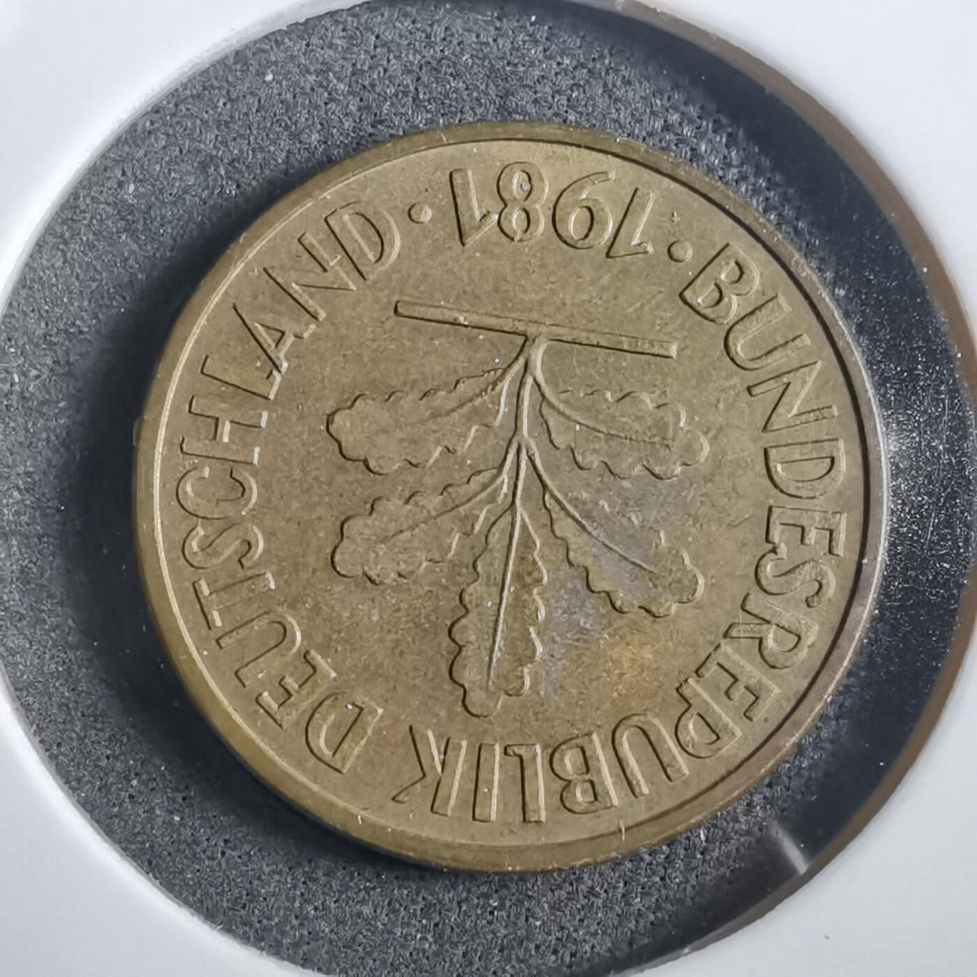 沼泽如烟--第908场 德国1981年5芬尼