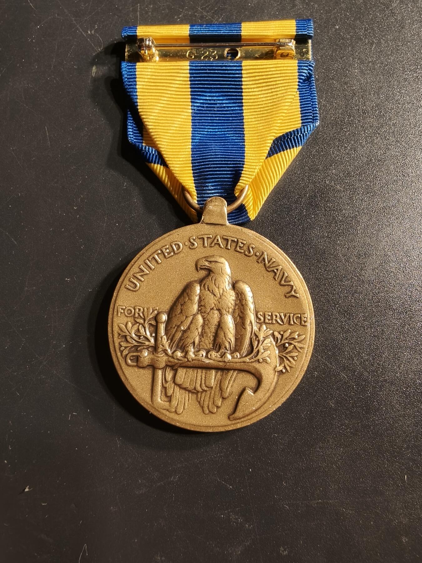 老王徽章第164期  美国海军远征奖章