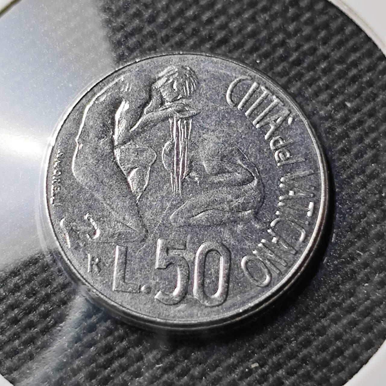 KK钱币收藏小铺  第374场  2月预留时间 周末发货  梵蒂冈50里拉