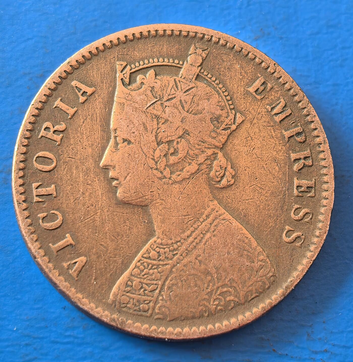 外国优质老铜币银币，周六九点倒数截拍，满百包邮，可寄存半年，喜欢朋友微信扫描二维码可直接参拍 英属印度1889年1/4安娜