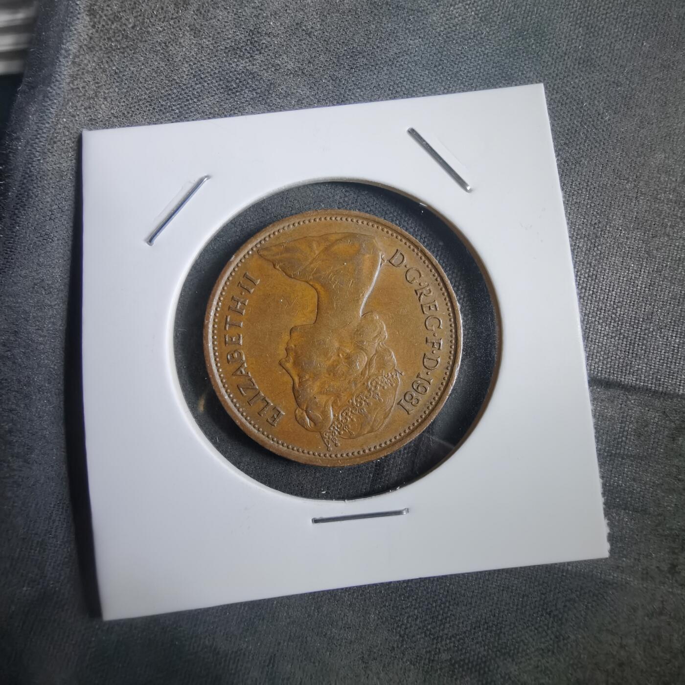 沼泽如烟--第908场 英国1981年2便士