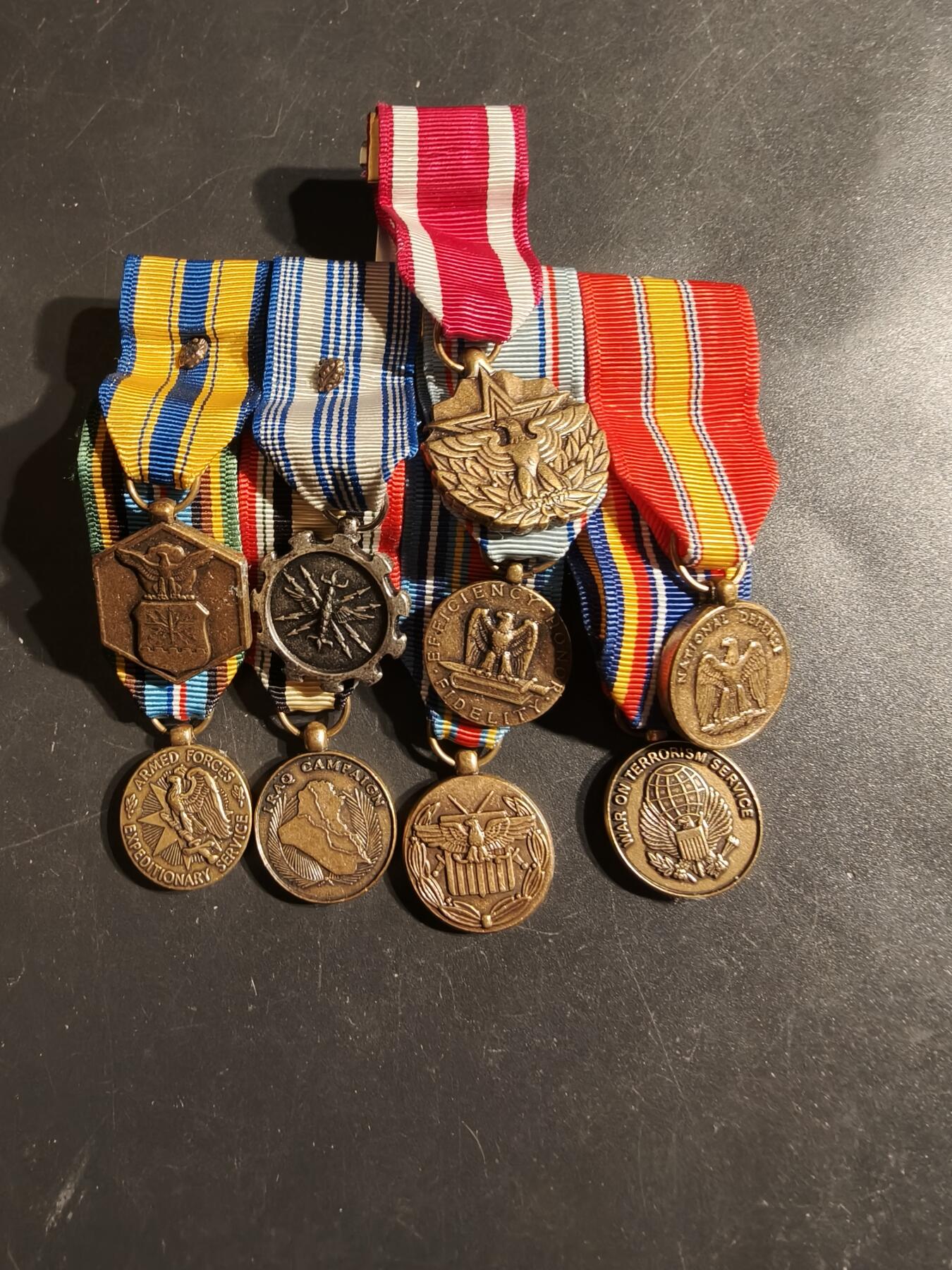 老王徽章第164期 美国空军伊拉克战争、反恐战争迷你联排9R 