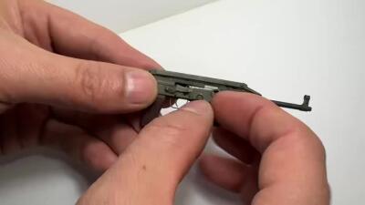 零元拍：H&G 1/6 79式模型，全金属，瑕疵描述：保险功能时有时无，其他都没有问题。