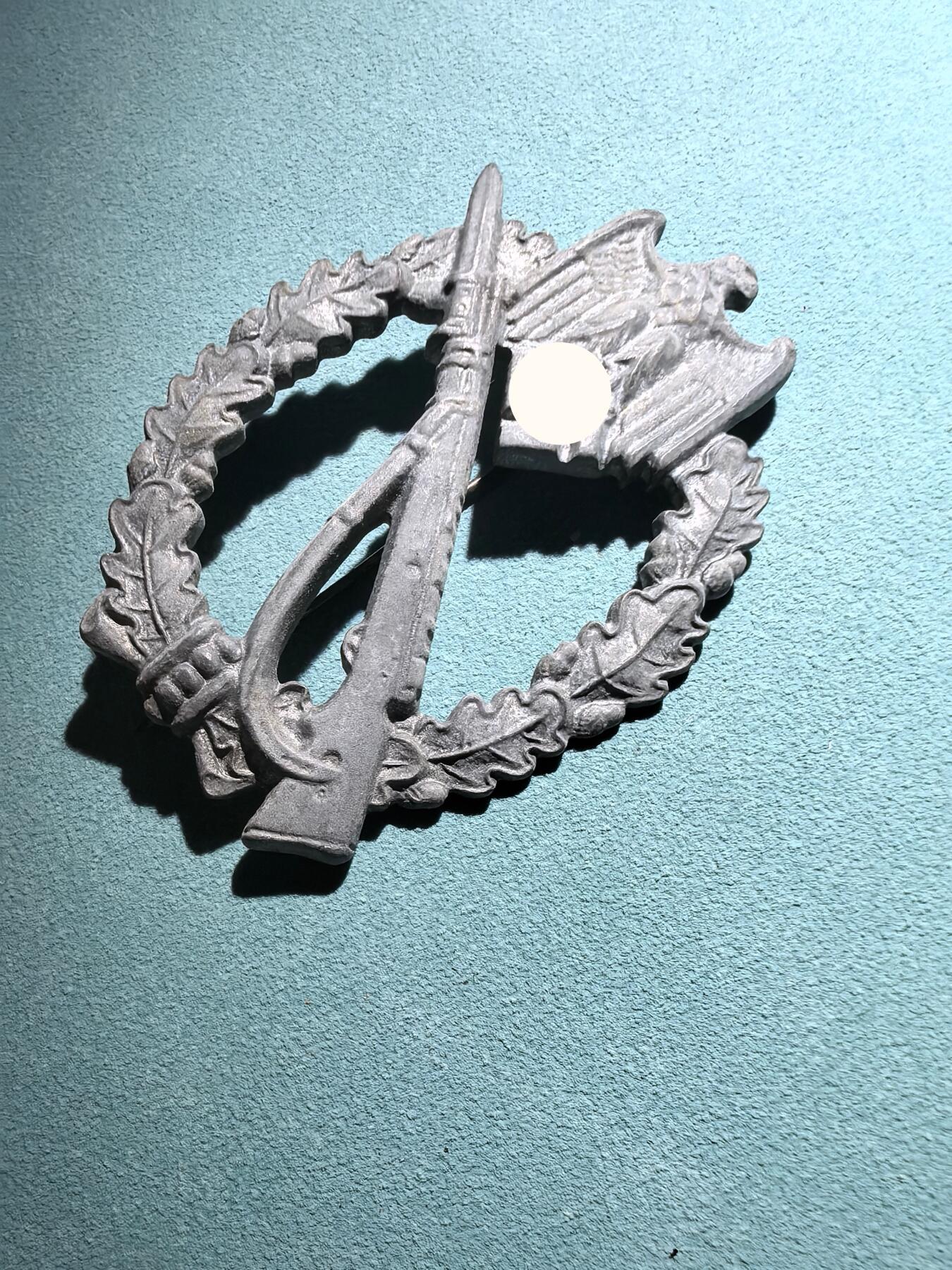 盛世勋华——号角文化勋章邮票专场拍卖第288期 德国（1939）步兵突击奖章 带少见Hauptmunzamt厂标