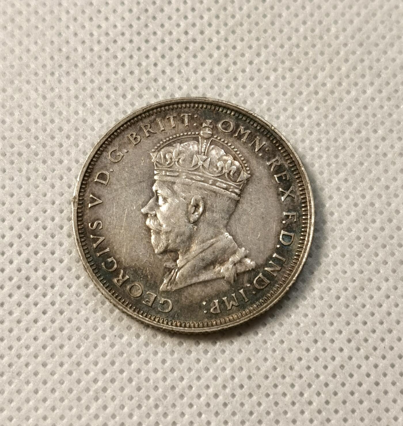 甄臻铺-世界币章拍卖（第40期）送拍享返佣金等优惠多多 澳大利亚1927年国会大厦1佛罗林银币