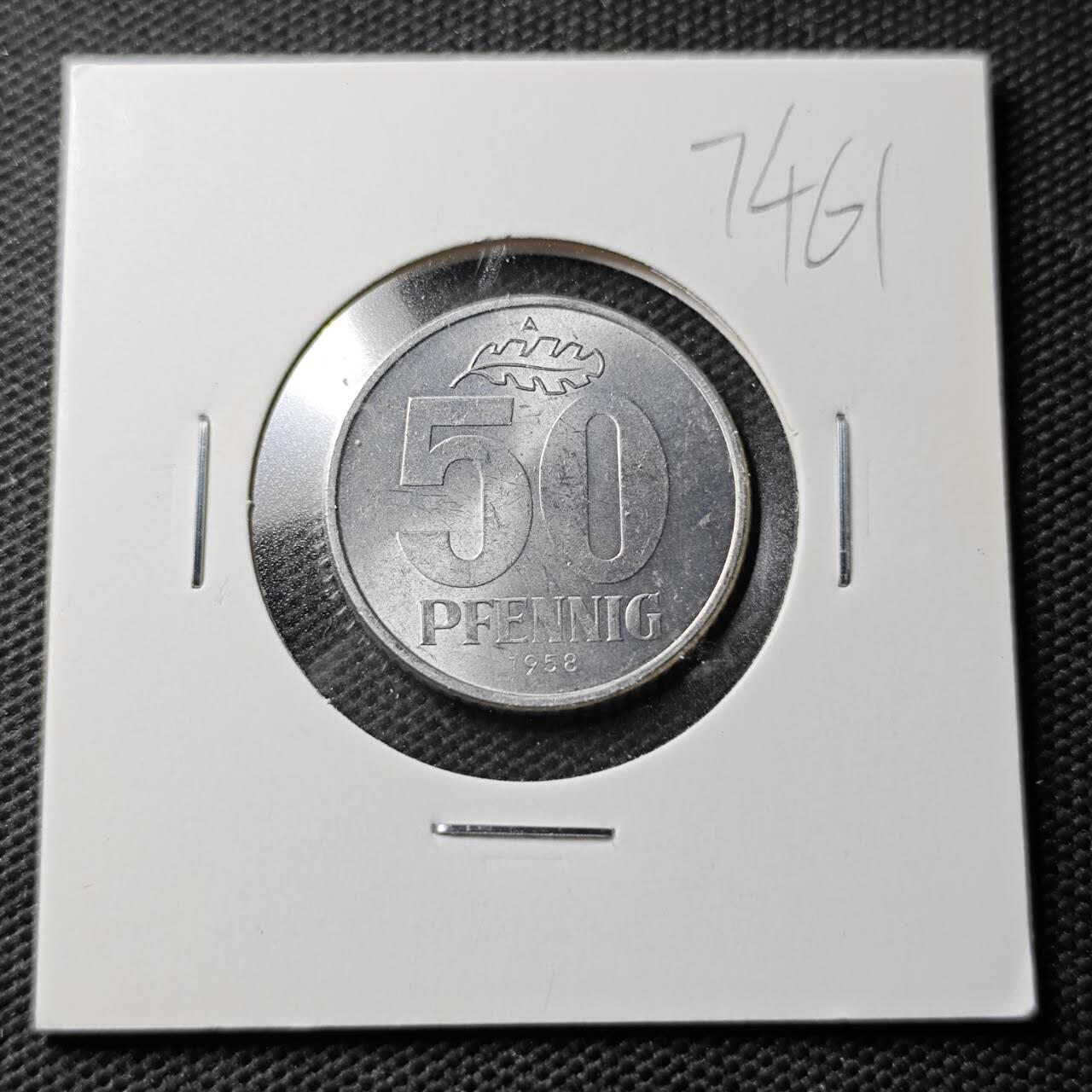 KK钱币收藏小铺  第374场  2月预留时间 周末发货  1958东德50芬尼 好品