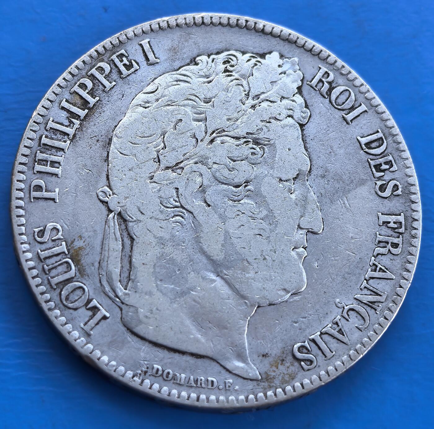 外国优质老铜币银币，周六九点倒数截拍，满百包邮，可寄存半年，喜欢朋友微信扫描二维码可直接参拍 法国菲利普国王1836年5法郎大银币