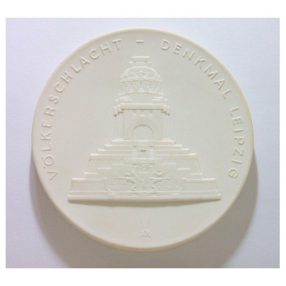 【旋风钱币】11月29日19:00准时开拍 精美欧洲币章、银币银章、第三帝国钱币等 全场包邮！ 【艺术】德国艺术大章 莱比锡建功碑 高浮雕精制白色巨型大陶章 100MM厚9MM 129克