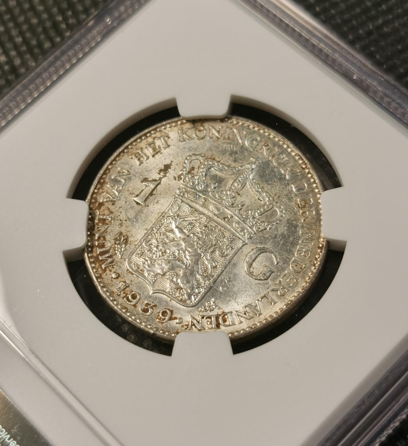 甄臻铺-世界币章拍卖（第40期）送拍享返佣金等优惠多多 NGC-UNCD 1939年荷兰威廉明娜1盾，转光好看