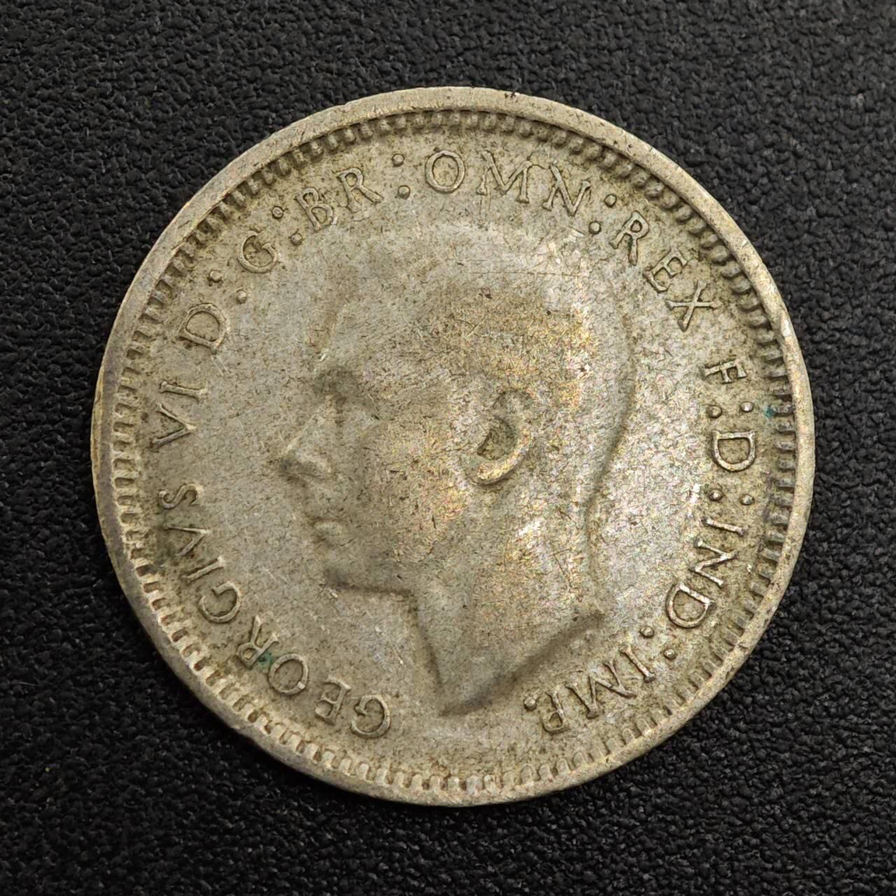 【淘币小摊】实时拍第八百零一拍   散币场   满百包邮可预留二周 每周一统一发货   澳大利亚1947年乔治六世3便士银币