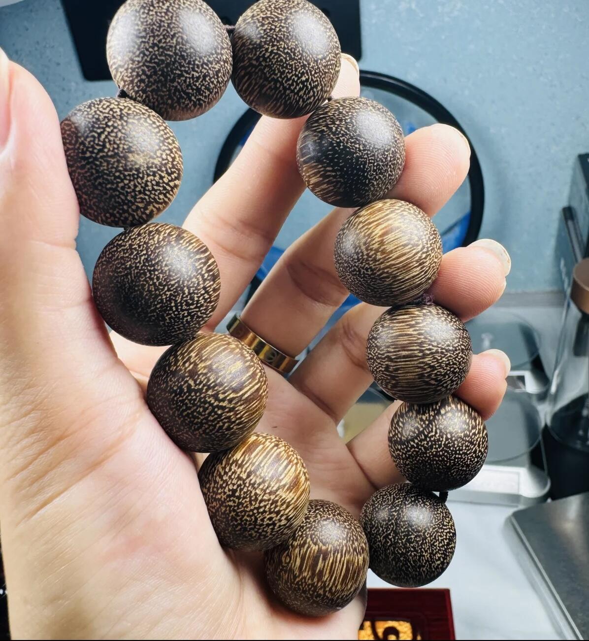 江南站杂项场 檀香木手串2.0