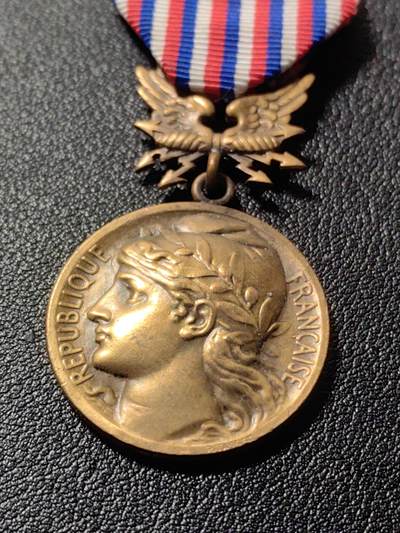 靖甫拍卖第十一场 - 法国无线电员荣誉奖章