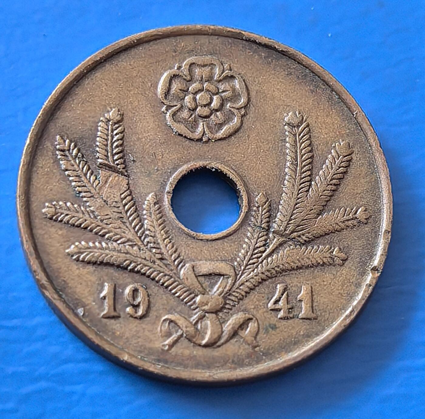 外国优质老铜币银币，周六九点倒数截拍，满百包邮，可寄存半年，喜欢朋友微信扫描二维码可直接参拍 芬兰1941年5芬尼