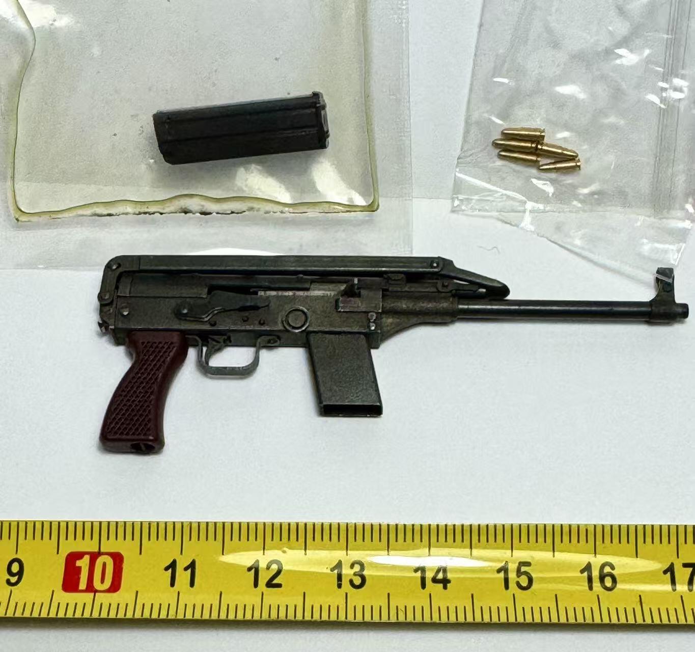 零元拍：H&G 1/6 79式模型，全金属，瑕疵描述：保险功能时有时无，其他都没有问题。