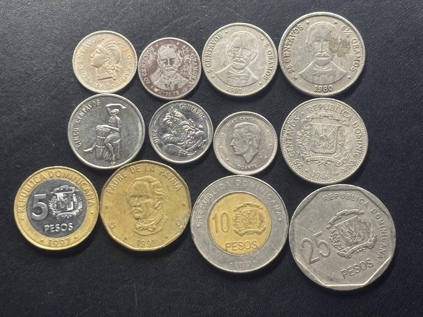 邮泉阁限时拍卖第三十六场 美洲硬币专场（硬币在国外。请付邮费6元。） 多米尼加12枚