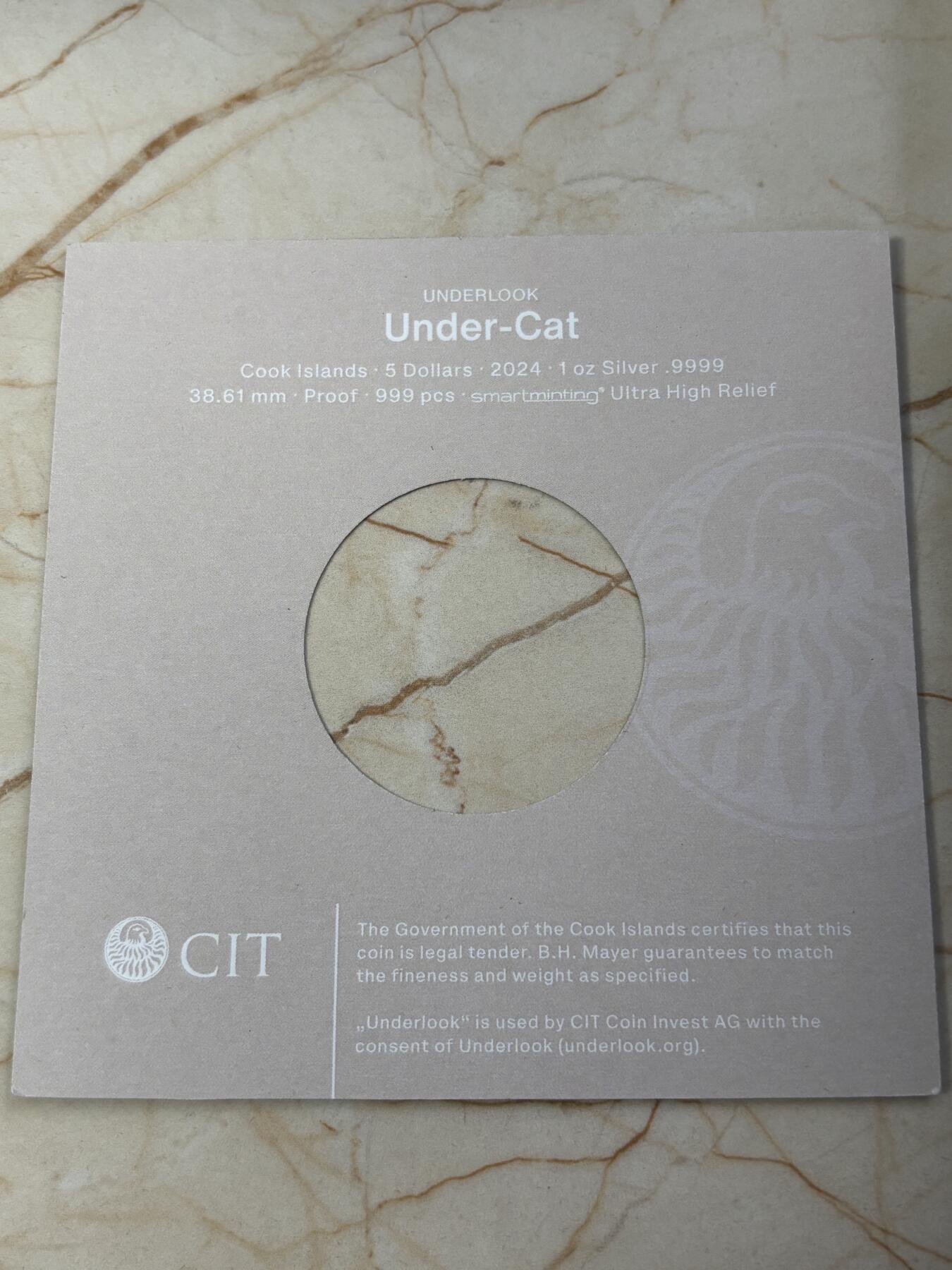 第182期拍卖 库克2024年俯视猫咪1盎司彩色纪念银币，9999银，发行999枚，没有纸套