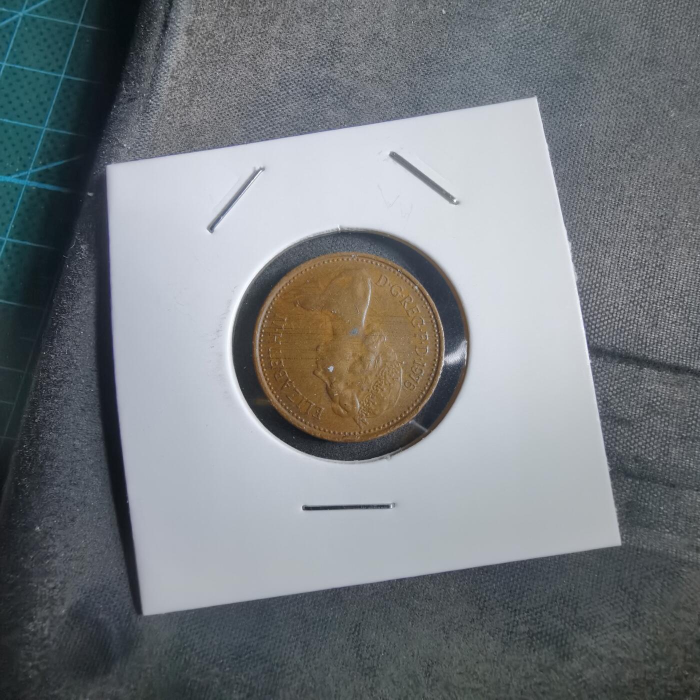 沼泽如烟--第908场 英国1976年1便士