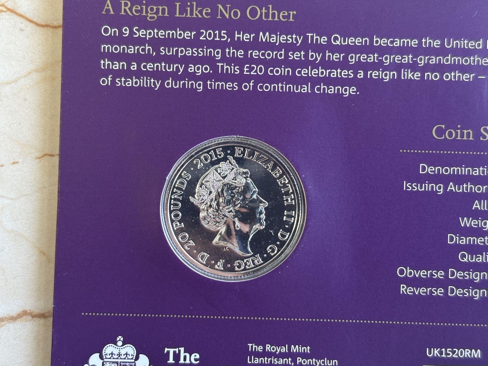 第182期拍卖 2015年英国20英镑非流通普制银币 最长的在位君主 999银15.71克 卡装