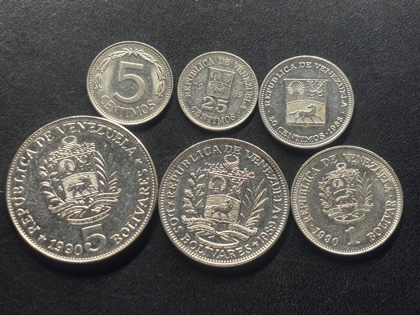 邮泉阁限时拍卖第三十六场 美洲硬币专场（硬币在国外。请付邮费6元。） 委内瑞拉1980、90年代6枚