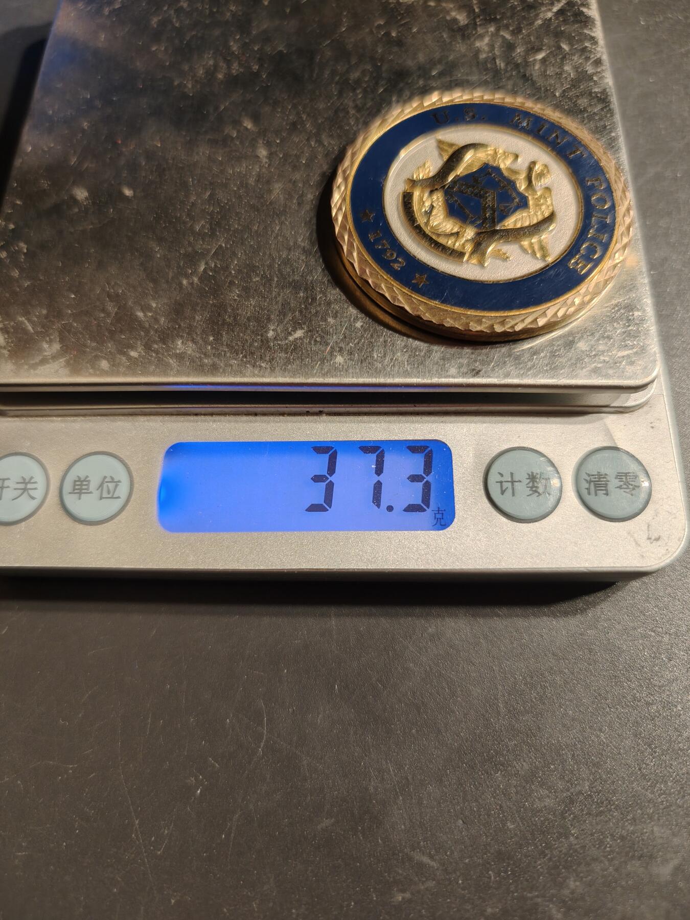 老王徽章第164期 美国铸币局警察纪念章      直径44mm.    重量37.3g