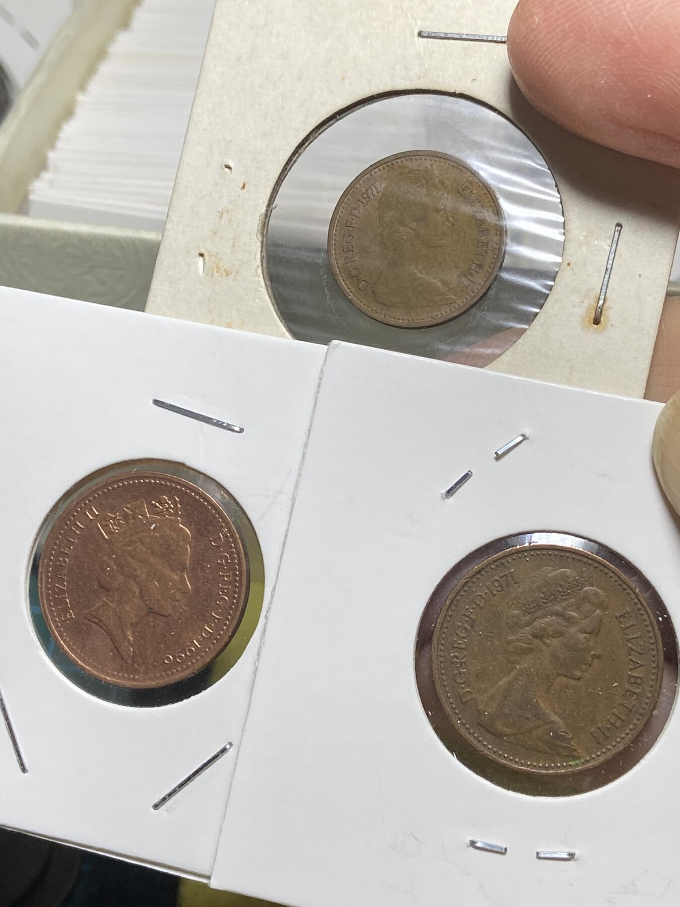 2025年第一百三十一场(总第一百五十七场）外国好品纸夹散币场(免佣金) 英国🇬🇧3枚：1971年1/2便士，1新便士，1996年1便士