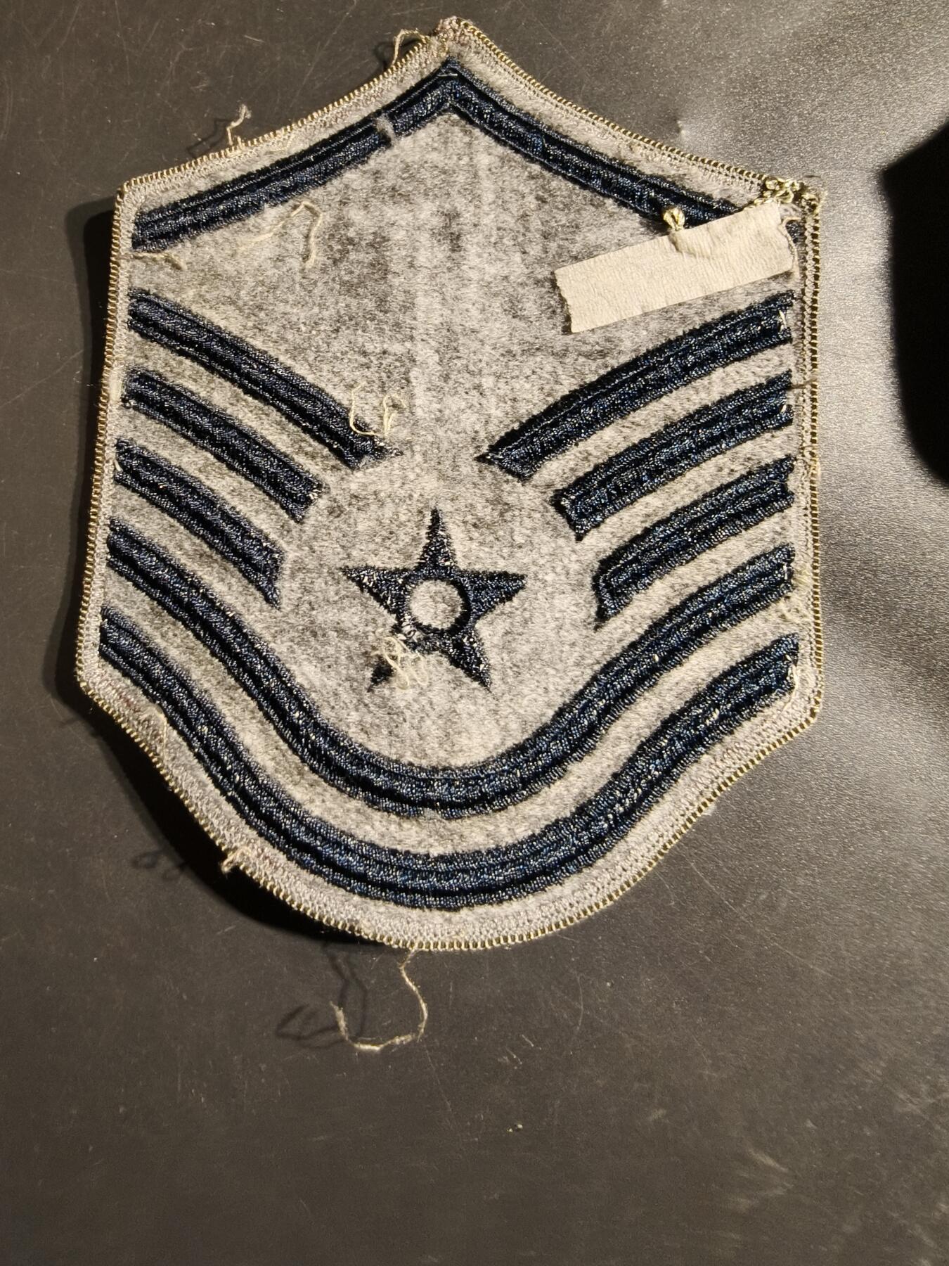 老王徽章第164期  美国空军军士长臂章