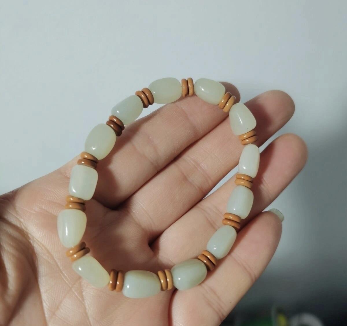 江南站杂项场 精美和田玉手串