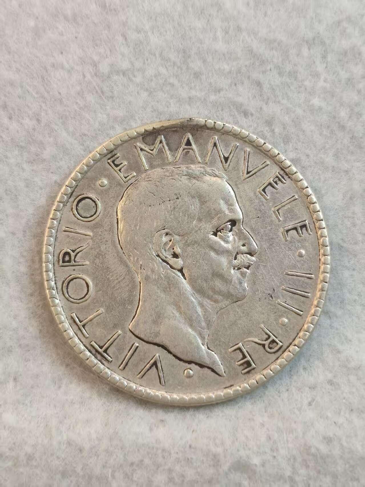 G&W世界散币，银币处理专场（第37场） 意大利1927年20里拉  银币  维托里奥 埃马努埃莱三世  边齿有焊点