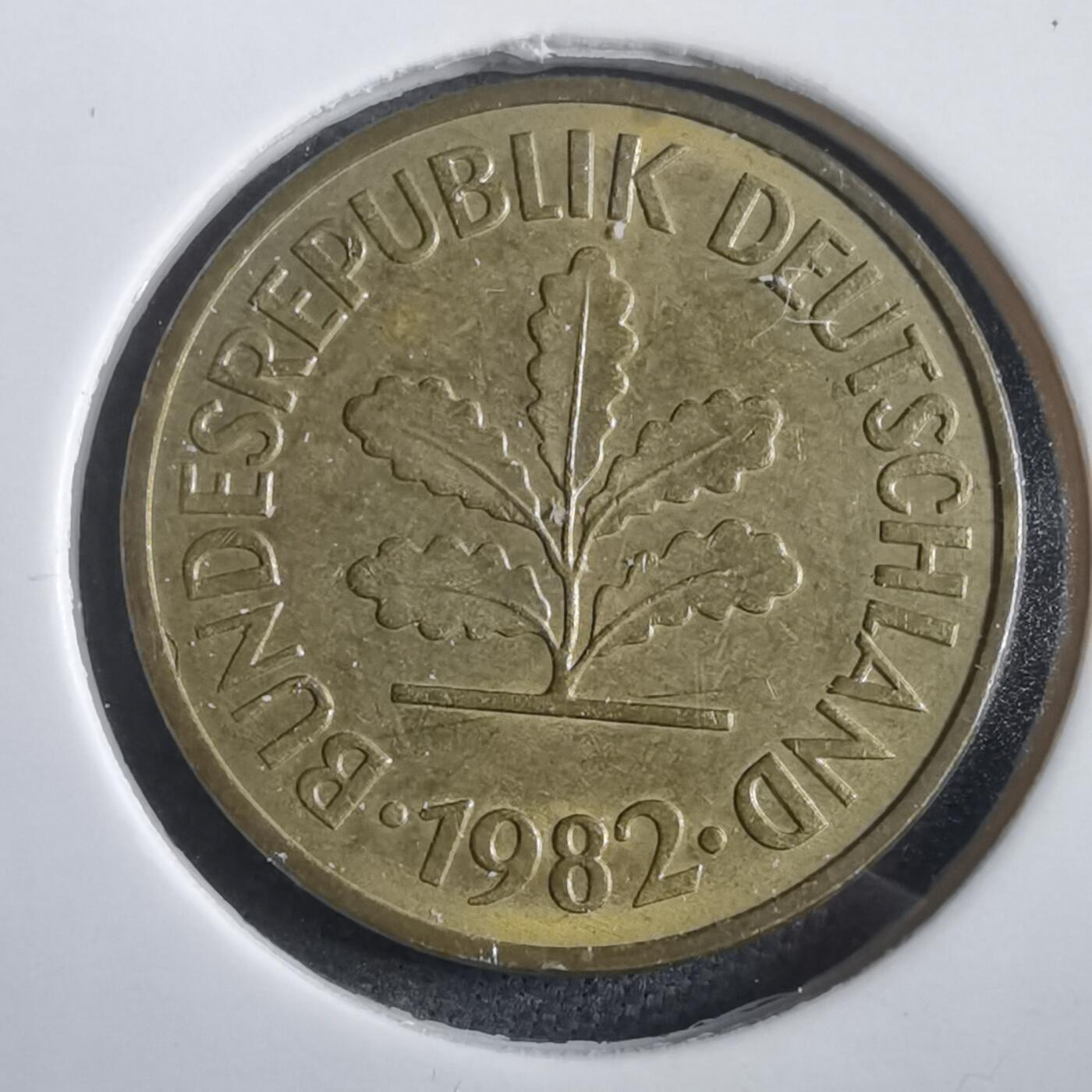 沼泽如烟--第908场 德国1982年5芬尼