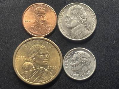 邮泉阁限时拍卖第三十六场 美洲硬币专场（硬币在国外。请付邮费6元。） - 美国2000年4枚