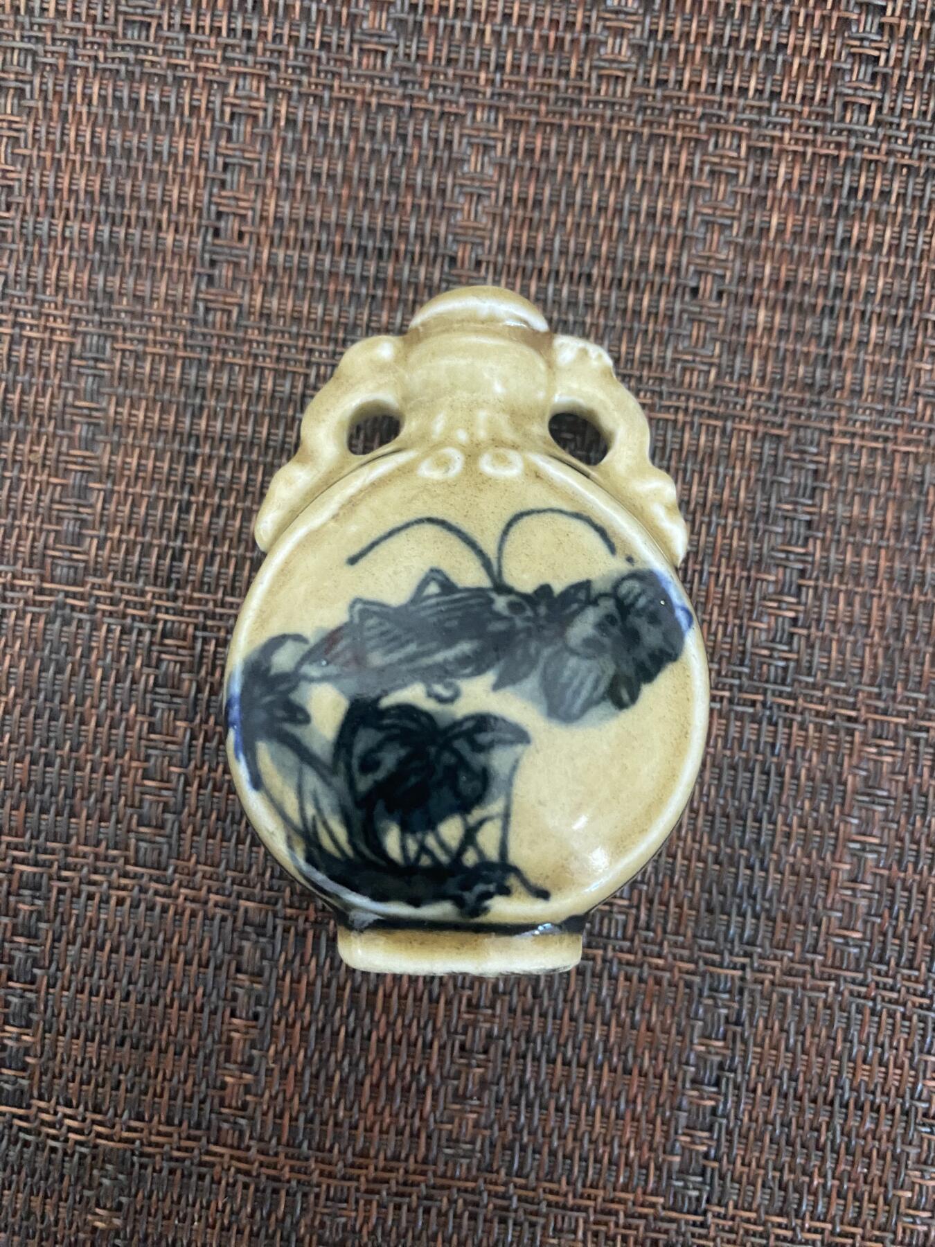 江南站杂项场 鼻烟壶