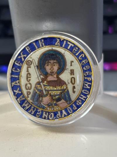 第182期拍卖 - 纽埃2015年遗产系列圣乔治50克彩色纪念银币，999银，50克，发行999枚