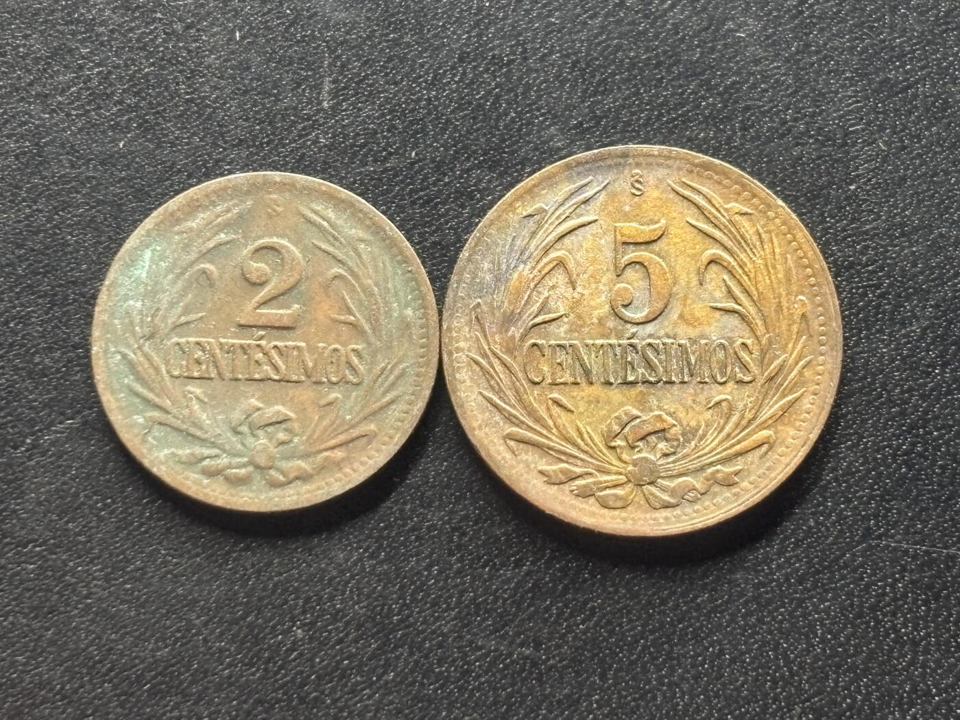 邮泉阁限时拍卖第三十六场 美洲硬币专场（硬币在国外。请付邮费6元。） 乌拉圭1940、50年代2枚