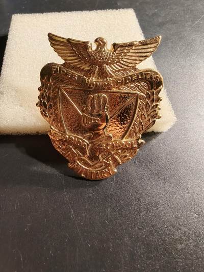 老王徽章第164期 - 美国弗罗里达军事学院大檐帽帽徽 