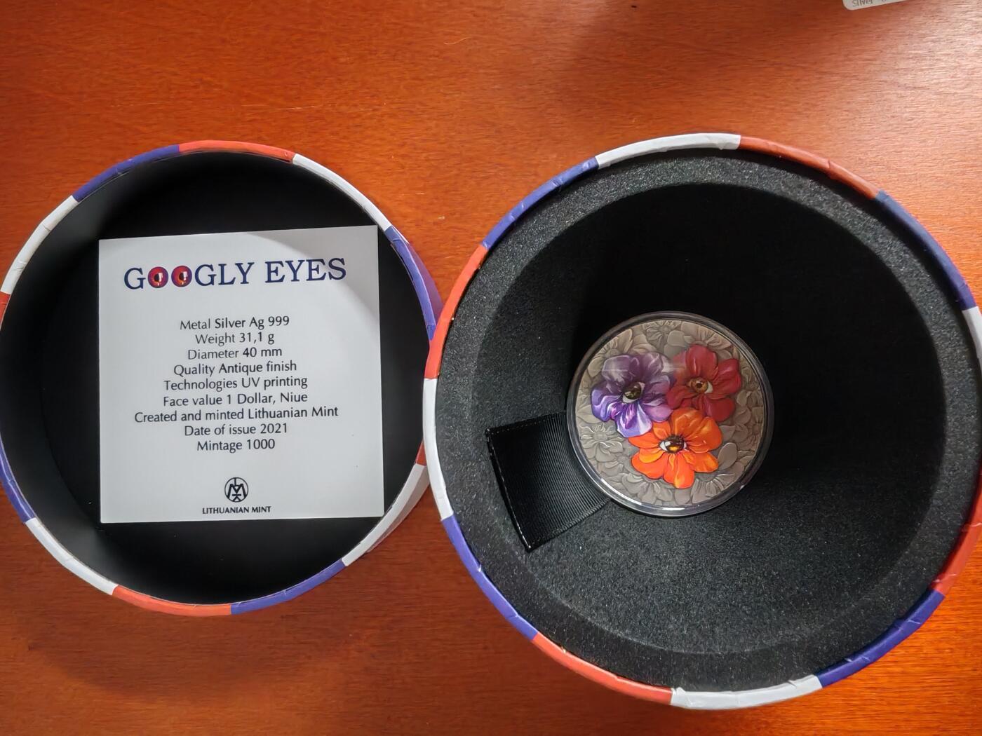 长老汇蛇年精选第七十五场拍卖 2021纽埃眼睛贴1元仿古彩色银币，1盎司999银，1000枚，立陶宛造币厂，旋彩桶盒